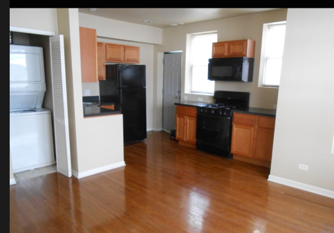 Chicago Apartment: 7853 S Bennett Ave