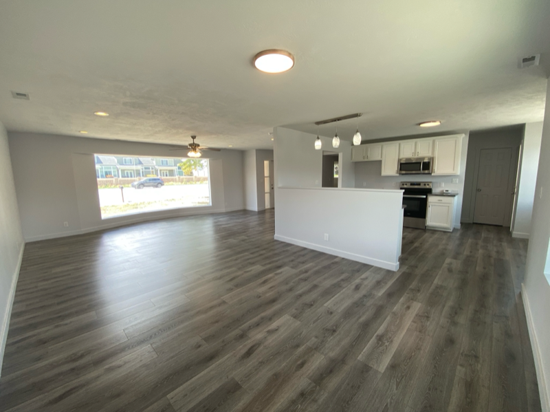 South Jordan House: 11693 South Redwood Road