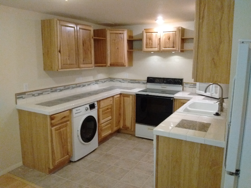 Lafayette Apartment: Billings Av 80026