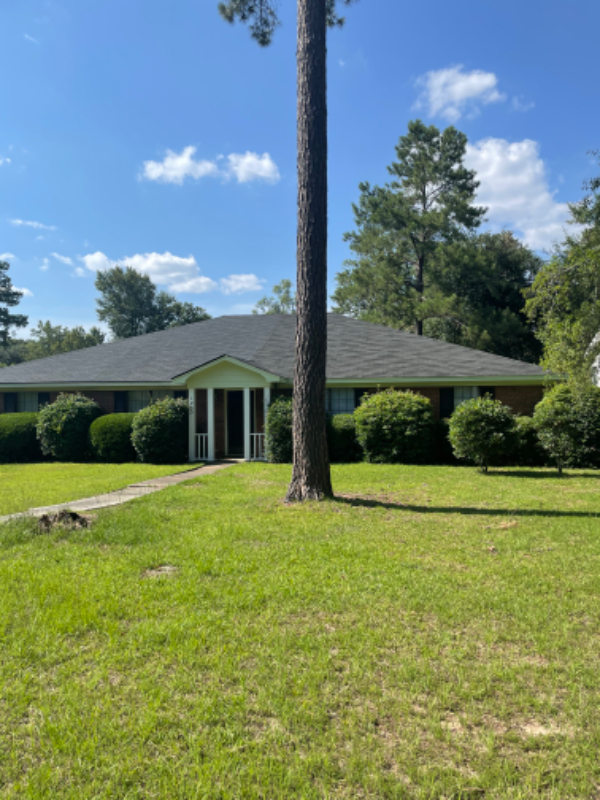 Albany House: 1931 Stuart Ave