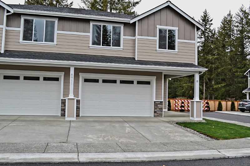Lacey House: 6911 Lennon Ln NE