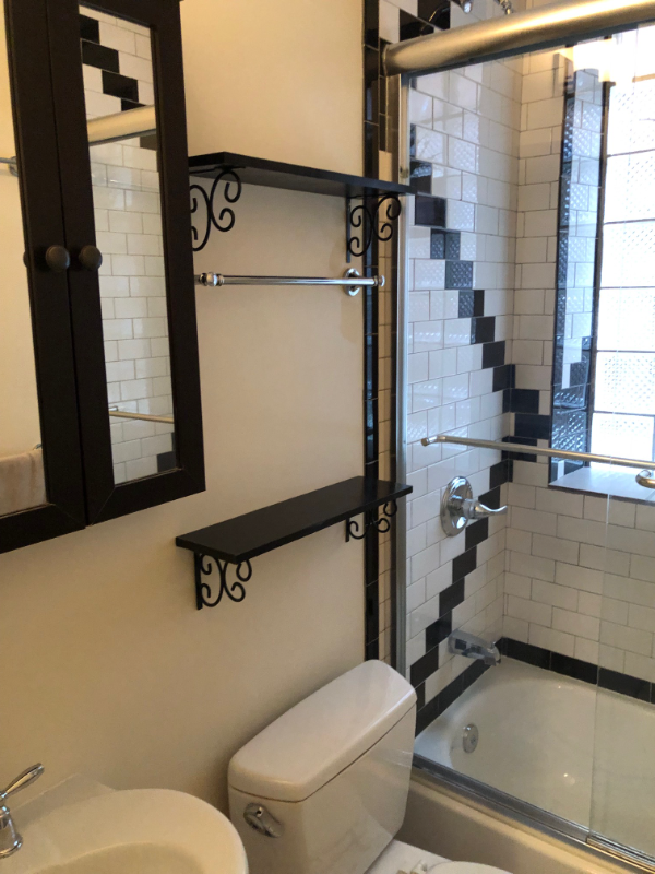 Washington Apartment: 1315 Park Rd NW