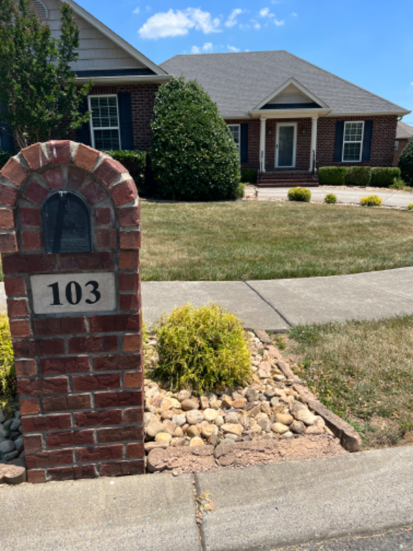 Gallatin House: 103 Beacon St