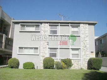 Glendale Apartment: 423 West Glenoaks