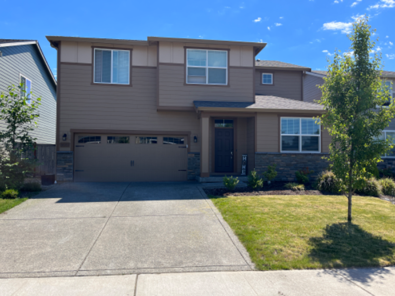 Puyallup House: 14313 67th Ave Ct E