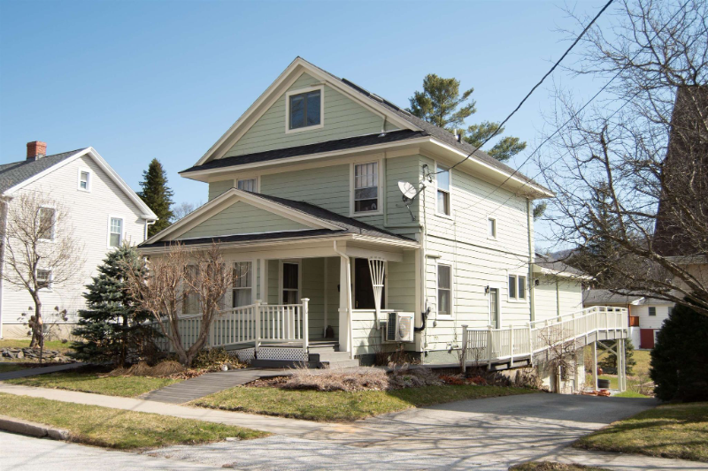 Rutland House: 10 Wallace Aveune
