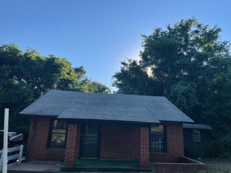 Tulsa House: 208 N 70th W