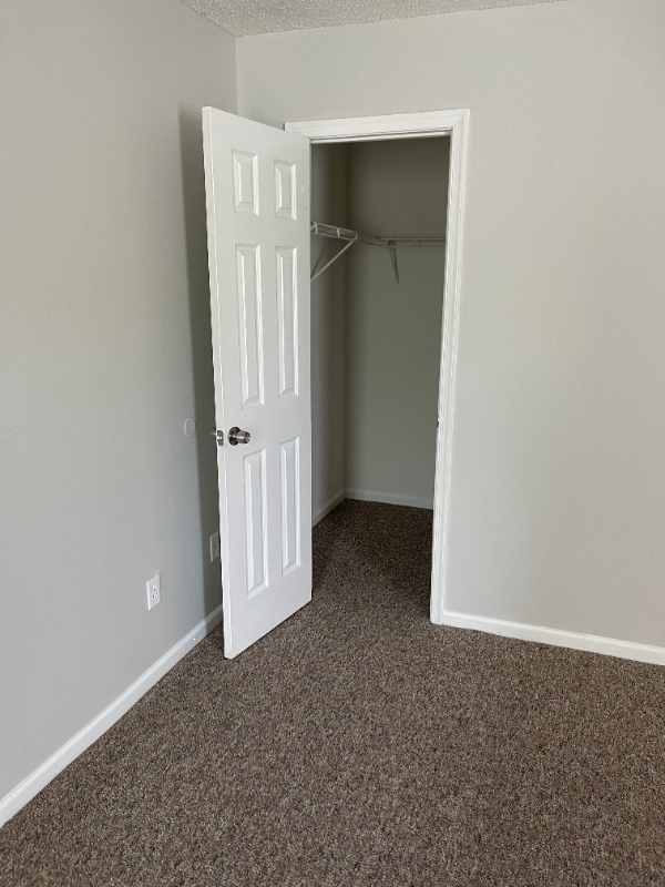 Suffolk Townhome: 268 Wexford Drive