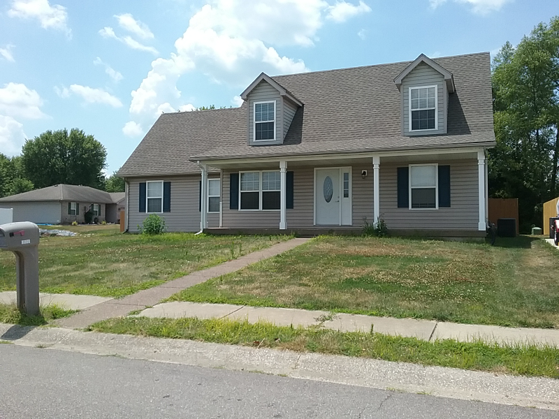 Evansville House: 12620 Kenai Dr