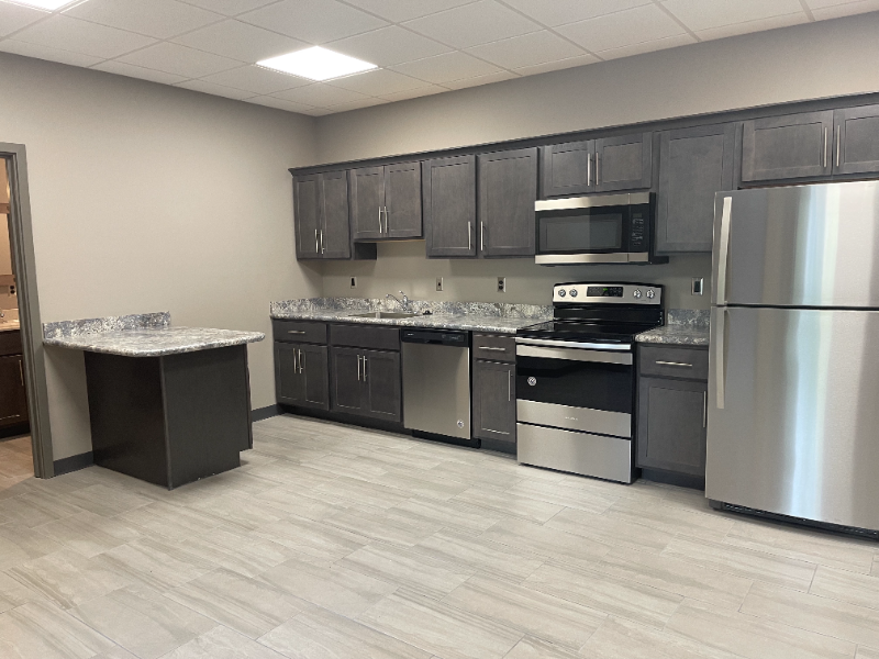Salina House: 1009 Highland Ave