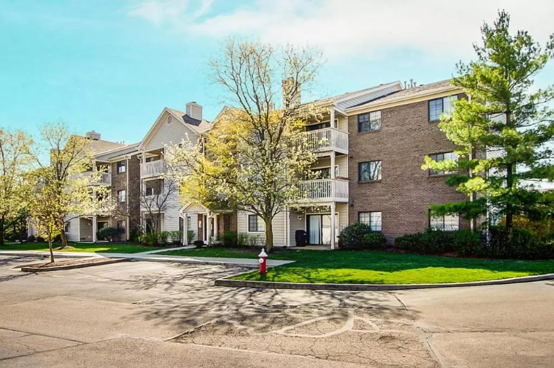 Dublin House: 2323 Vicente Court (Columbus)